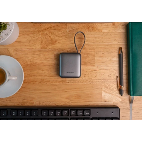 Acumulator extern SWISSTEN SPACE 10000 mAh cu cabluri USB-C și Lightning Silver încorporate