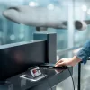 ADAPTOR DE ÎNCĂRCARE SWISSTEN DataGUARD CU BLOCAREA DATELOR USB-A (mascul) / USB-C (femelă) NEGRU