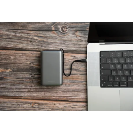 Baterie externă SWISSTEN pentru călătorii 25000 mAh (96.25Wh) 100W cu cablu USB-C încorporat, gri