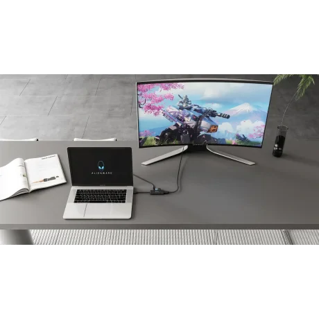 Hub USB-C SWISSTEN 4-ÎN-1 (USB-C 100W, HDMI 4K, 2x USB-A) ALUMINIU