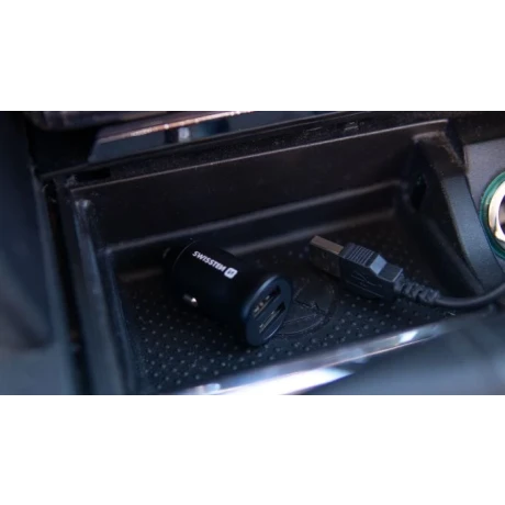 Încărcător auto Swissten cu 2x USB 4.8A, negru metalic