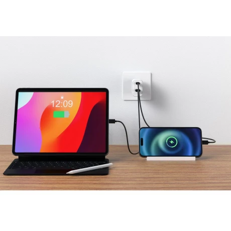 Încărcător de călătorie SWISSTEN CORE GaN 1x USB-C 45W PD + 1x USB-A 18W QC ALB