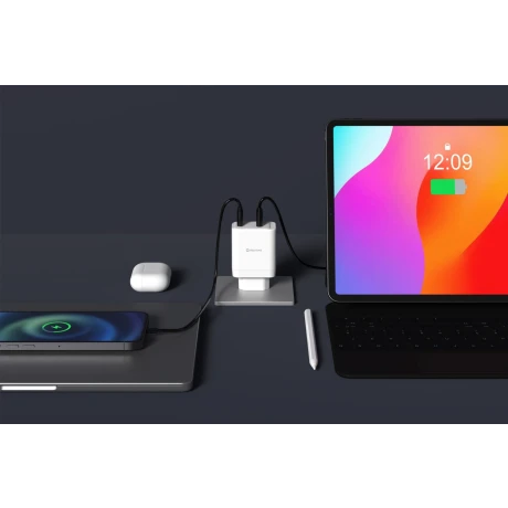 Încărcător de călătorie SWISSTEN CORE GaN 1x USB-C 45W PD + 1x USB-A 18W QC ALB