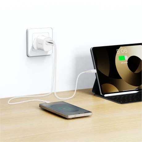 Încărcător de călătorie SWISSTEN EDGE GaN 1x USB-C PD 20W + 1x USB-A 18W QC, pentru priză UK, alb