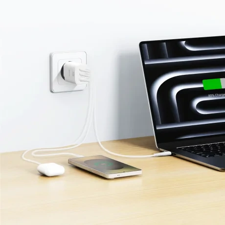 Încărcător de călătorie SWISSTEN EDGE GaN 2x USB-C PD 65W + 1x USB-A 18W QC ALB