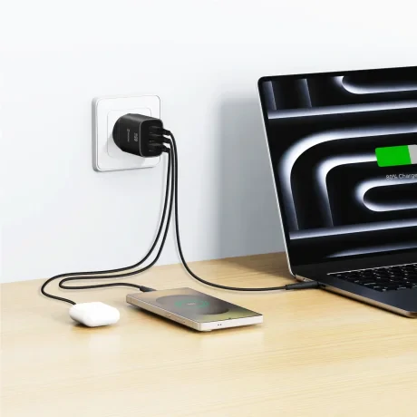 Încărcător de călătorie SWISSTEN EDGE GaN 2x USB-C PD 65W + 1x USB-A 18W QC NEGRU