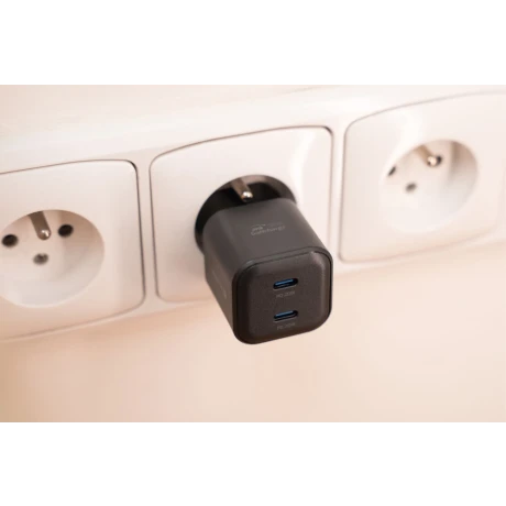Încărcător de călătorie SWISSTEN GaN 2x USB-C 20W Power Delivery Negru