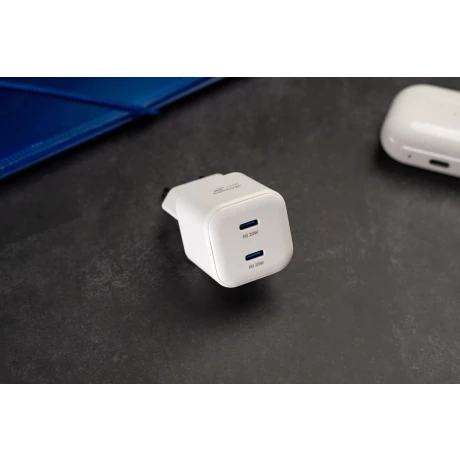 Încărcător de călătorie SWISSTEN GaN 2x USB-C 20W, putere de alimentare, alb