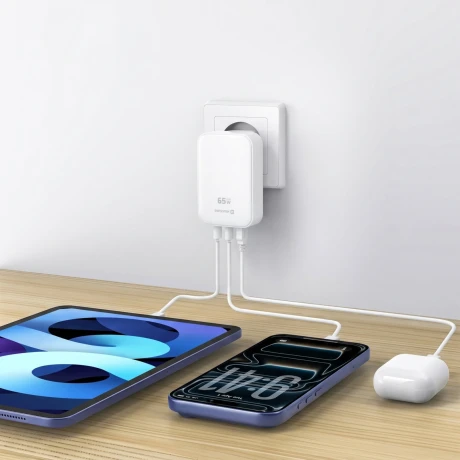 SWISSTEN FOLDABLE TRAVEL CHARGER FoldCHARGE GaN 2x USB-C 65W + 1x USB-A 18W QC WHITE