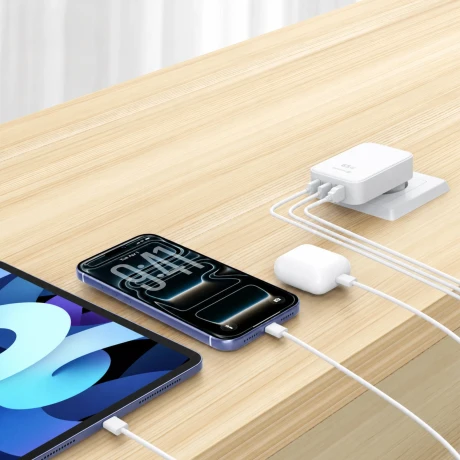 SWISSTEN FOLDABLE TRAVEL CHARGER FoldCHARGE GaN 2x USB-C 65W + 1x USB-A 18W QC WHITE
